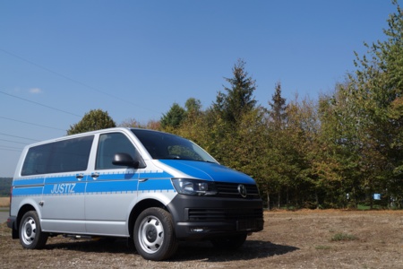 JVA - Gefangenentransporter, Ort/Kunde: Spindler GmbH & Co KG, Fahrzeug:VW T6, Typ: Ausbau - HENSEL Fahrzeugbau - Auslieferung Kundenfahrzeug