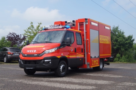 TSF-L - Hörblach, Ort/Kunde: Freiwillige Feuerwehr Hörblach, Fahrzeug:IVECO Daily, Typ: TSF-Logistik - HENSEL Fahrzeugbau - Auslieferung Kundenfahrzeug