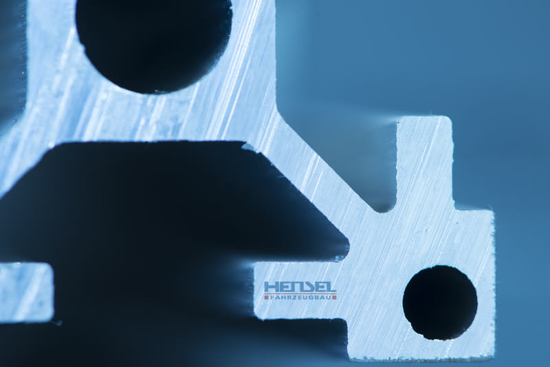 HENSEL ROLLWAGEN DETAIL ALUPROFIL