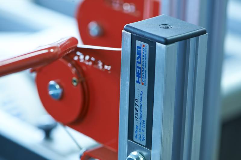 HENSEL Fahrzeugbau roll container system profiles