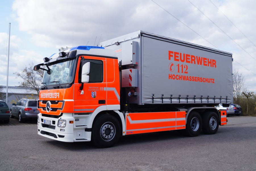 AB-Hochwasser - Günzburg, Ort/Kunde: Günzburg, Fahrzeug: , Typ: Abrollbehaelter - HENSEL Fahrzeugbau - Auslieferung Kundenfahrzeug