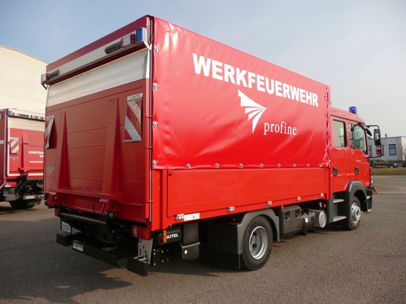 HENSEL Fahrzeugbau Auslieferungsfoto