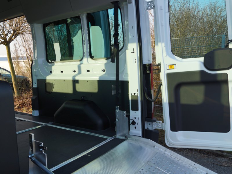 HENSEL Fahrzeugbau - Rollstuhlumbau - Fahrdienst Ubrig, Kunde: Fahrdienst Ubrig