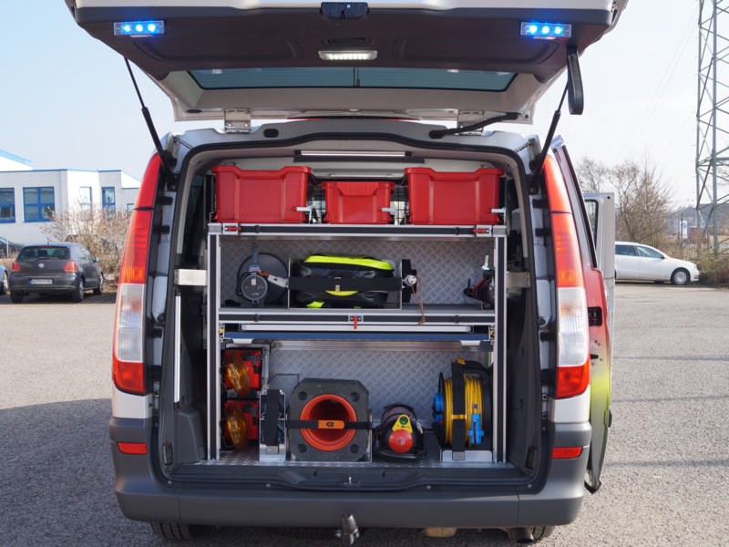 HENSEL Fahrzeugbau - Umbau MTF zum ELW - Fa. Daimler, Düsseldorf, Kunde: Daimler AG