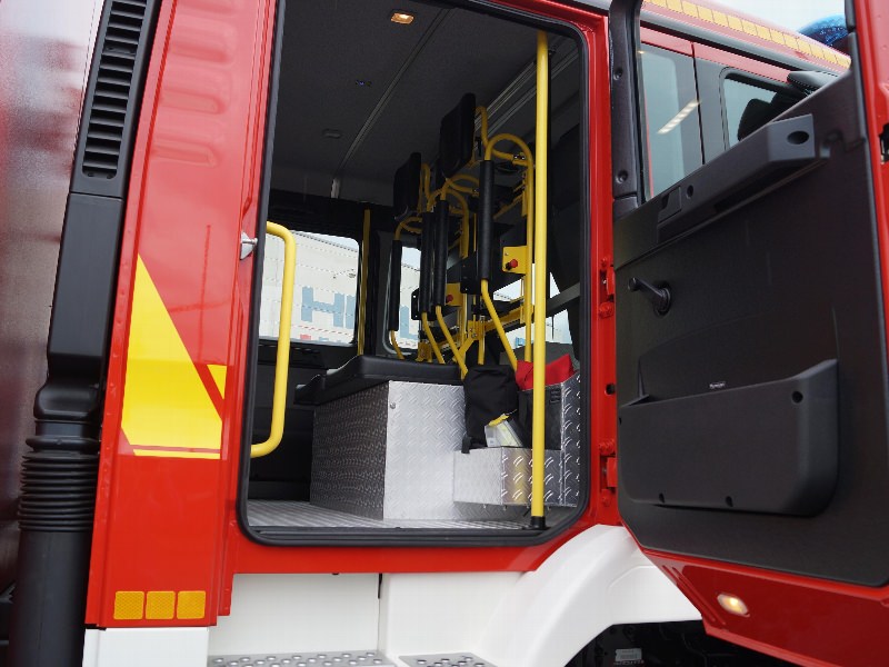 HENSEL Fahrzeugbau - GW-L1 - Scharrel, Kunde: Scharrel