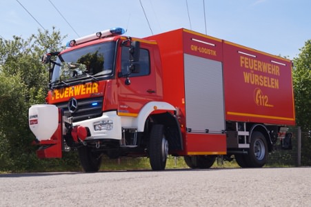 HENSEL Fahrzeugbau Auslieferungsfoto