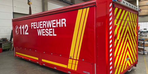 AB-Logistik - Wesel, Location/customer: Stadtverwaltung Wesel, Chassis: Abrollbehälter, Type: Abrollbehaelter - HENSEL Fahrzeugbau - delivered customer vehicle