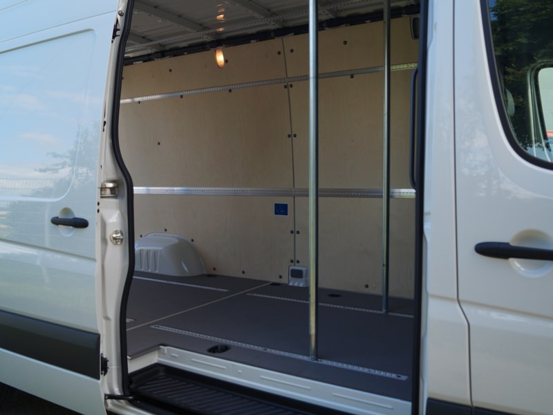 HENSEL Fahrzeugbau Auslieferungsfoto