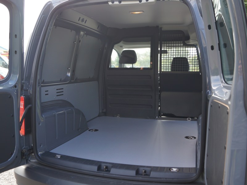 HENSEL Fahrzeugbau Auslieferungsfoto