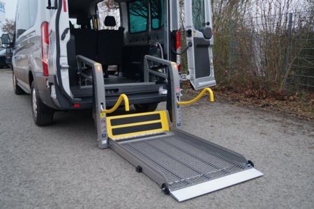 Linear-Ladelift - St. Josefs-Stiftung, Detailansicht