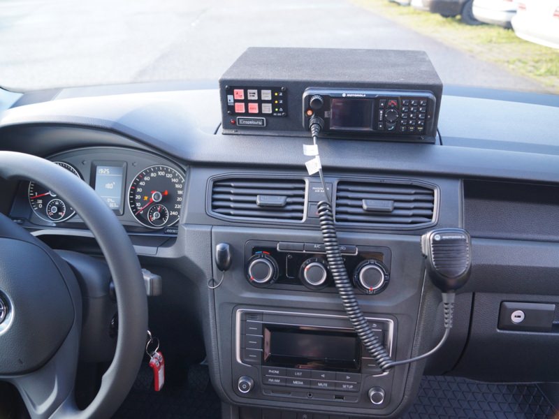 HENSEL Fahrzeugbau - Ausbau VW Caddy - Niederanven, Luxemburg, Kunde: Administration Communale