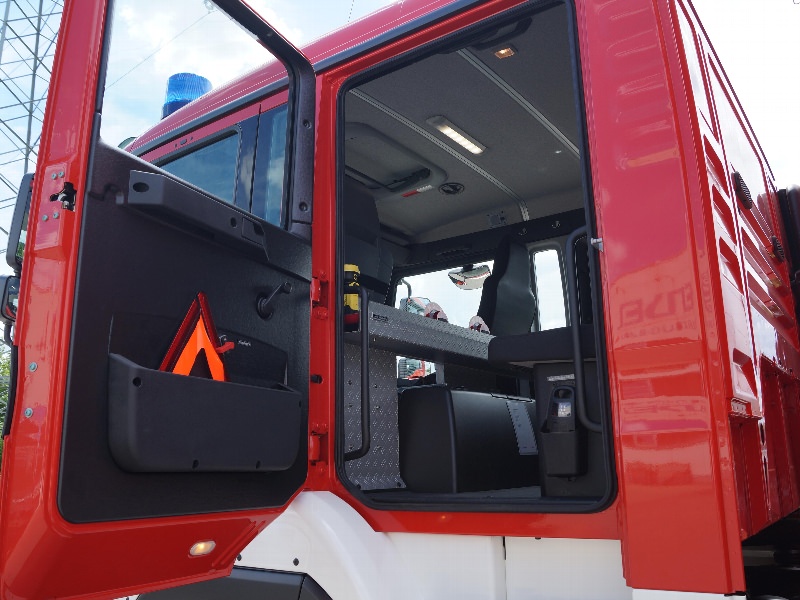 HENSEL Fahrzeugbau - Vers.-LKW - Rosenheim, Kunde: Rosenheim