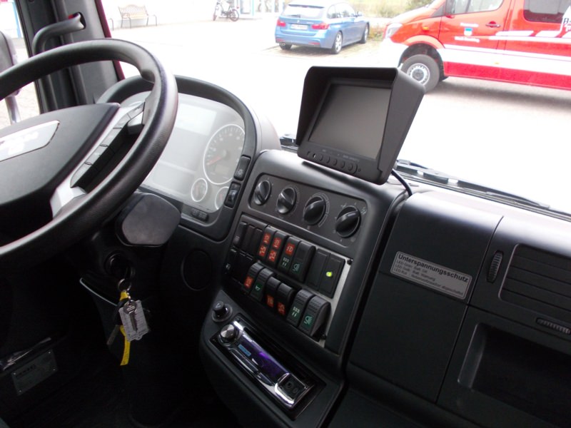 HENSEL Fahrzeugbau - Nachrüstungen Vers.-LKW - Berching, Kunde: Berching