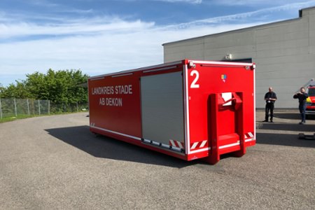 HENSEL Fahrzeugbau - AB-Dekon KO/GR - Feuerwehrtechnische Zentrale, Kunde: Feuerwehrtechnische Zentrale Stade