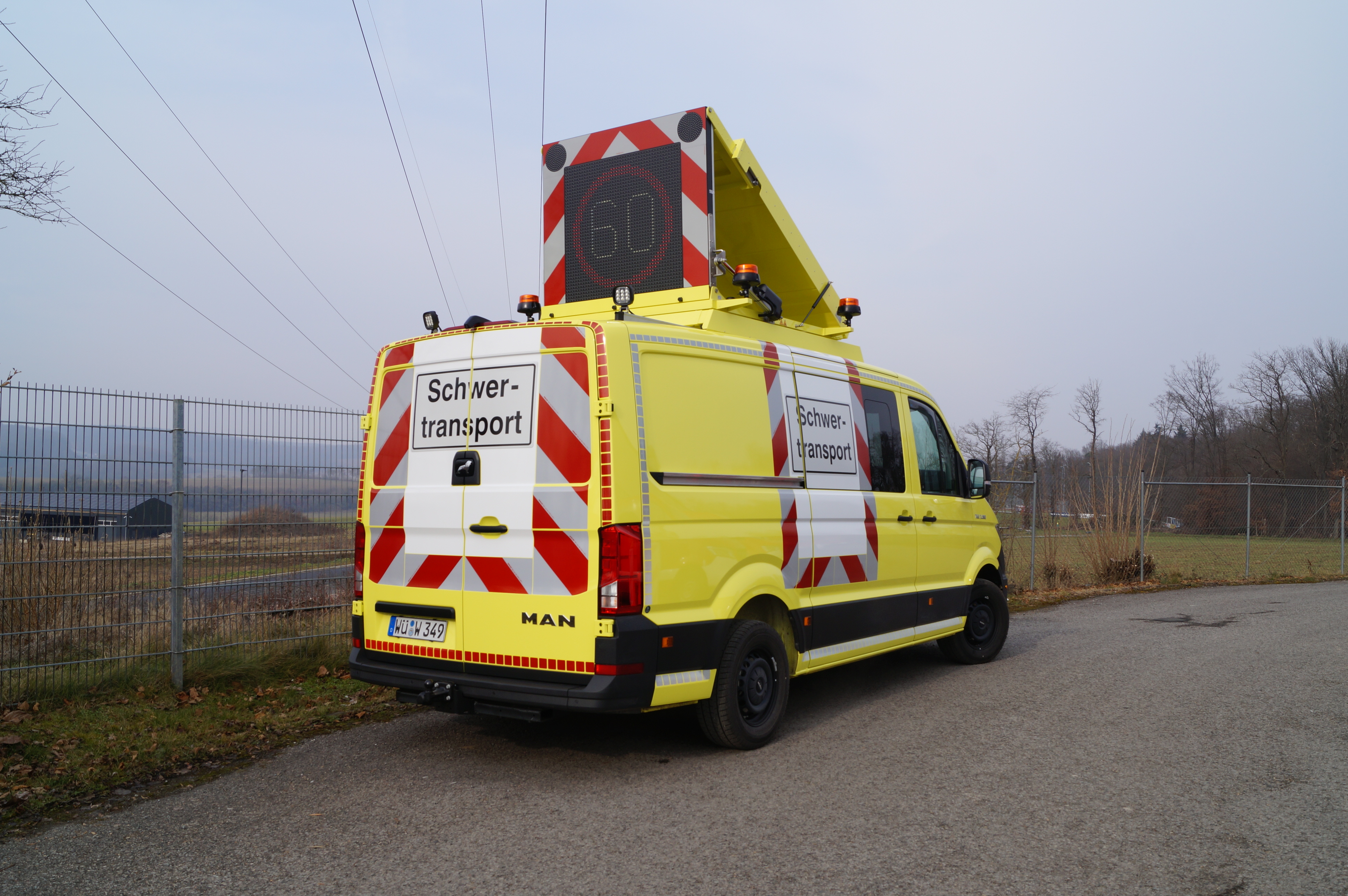 HENSEL Fahrzeugbau Auslieferungsfoto