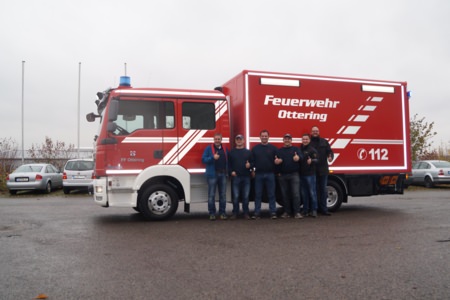 HENSEL Fahrzeugbau Auslieferungsfoto