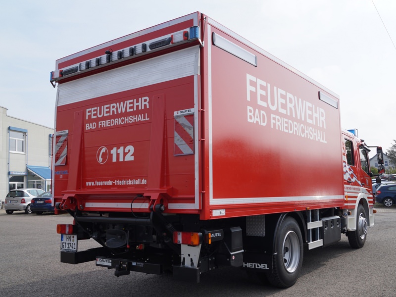 HENSEL Fahrzeugbau Auslieferungsfoto