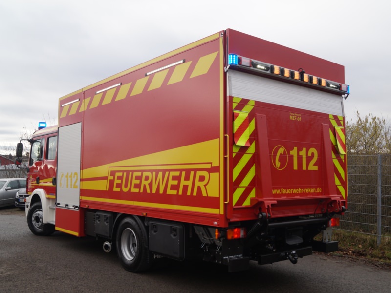 HENSEL Fahrzeugbau Auslieferungsfoto