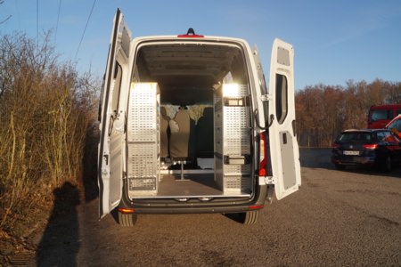 HENSEL Fahrzeugbau - Sortimo Ausbau montieren - Mainfranken Netze GmbH, Kunde: Mainfranken Netze GmbH