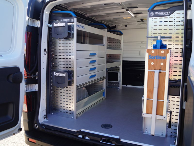 HENSEL Fahrzeugbau Auslieferungsfoto