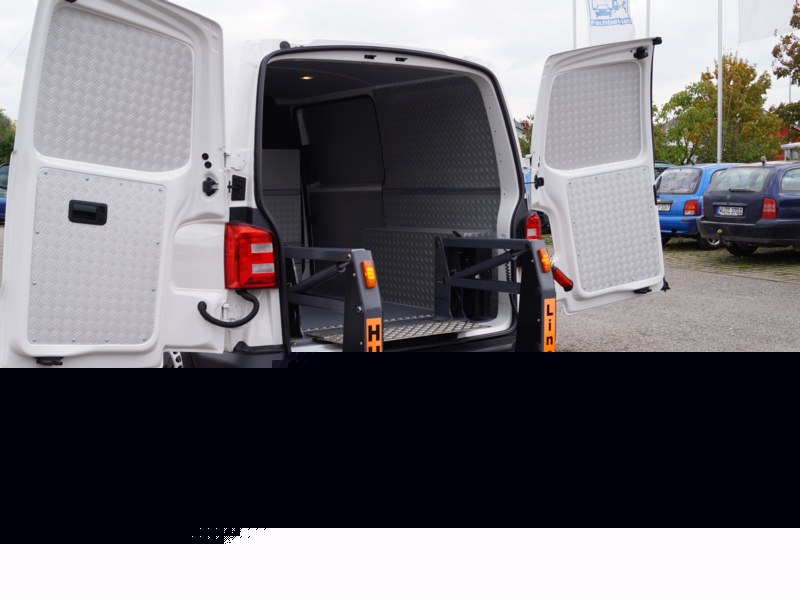 HENSEL Fahrzeugbau Auslieferungsfoto