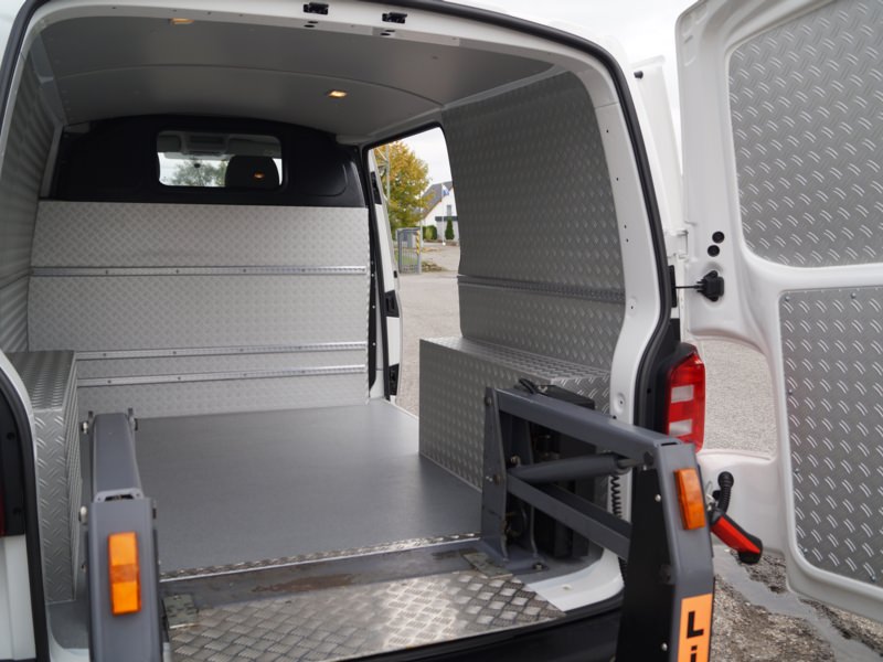 HENSEL Fahrzeugbau - Umbau Linearlift - Fa. Spindler, Würzburg, Kunde: Spindler GmbH & Co. KG