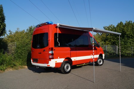 HENSEL Fahrzeugbau Auslieferungsfoto