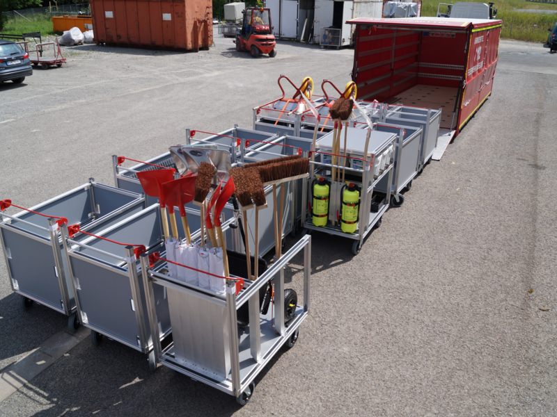 HENSEL Fahrzeugbau Auslieferungsfoto