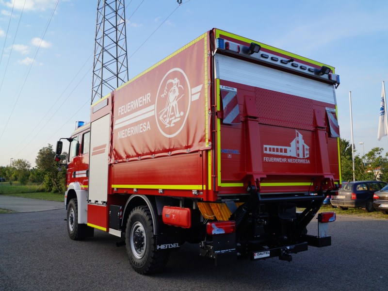 HENSEL Fahrzeugbau Auslieferungsfoto