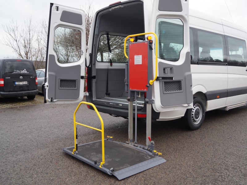 HENSEL Fahrzeugbau - Umbau Schwenklift - Autohaus Kehm, Bad Neustadt, Kunde: Autohaus Kehm GmbH