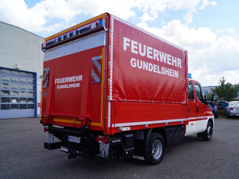 HENSEL Fahrzeugbau Auslieferungsfoto