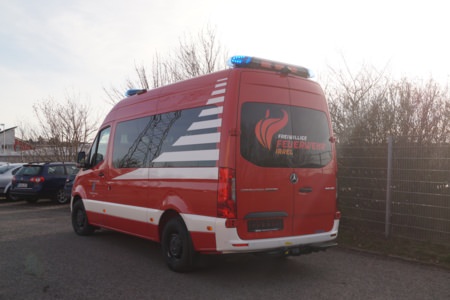 HENSEL Fahrzeugbau Auslieferungsfoto
