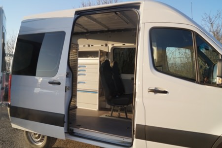 HENSEL Fahrzeugbau - Sortimo Ausbau montieren - Mainfranken Netze GmbH, Kunde: Mainfranken Netze GmbH