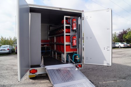 Ausbau Anhänger Brandschutzerziehung - Main-Spessart von HENSEL Fahrzeugbau