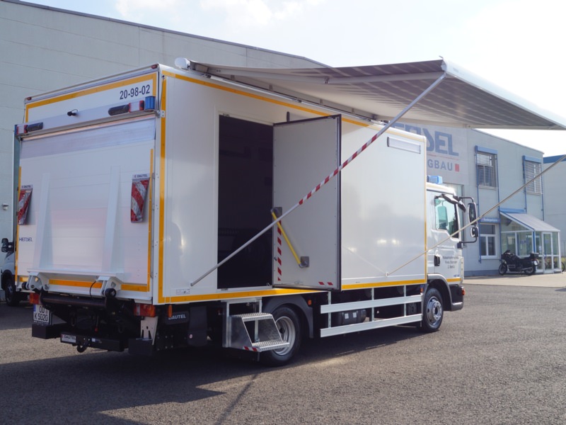 HENSEL Fahrzeugbau - Betreuungs-LKW - Stormarn, Kunde: Kreis Stormarn