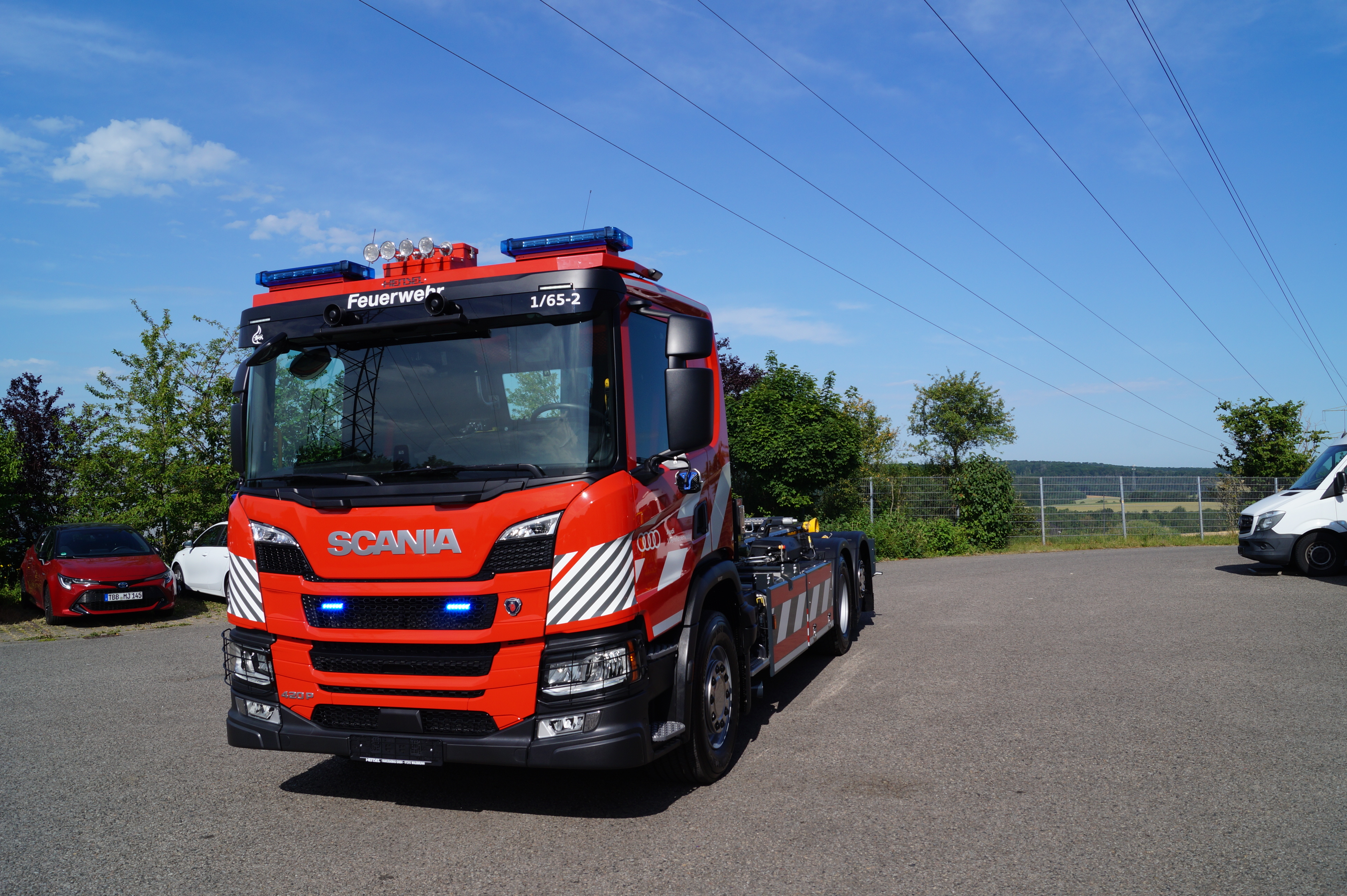 WLF - Scania Möglingen, Ort/Kunde: SCANIA Vertrieb und Service GmbH, Fahrzeug: SCANIA P 420 B6x2, Typ: WLF - HENSEL Fahrzeugbau - Auslieferung Kundenfahrzeug