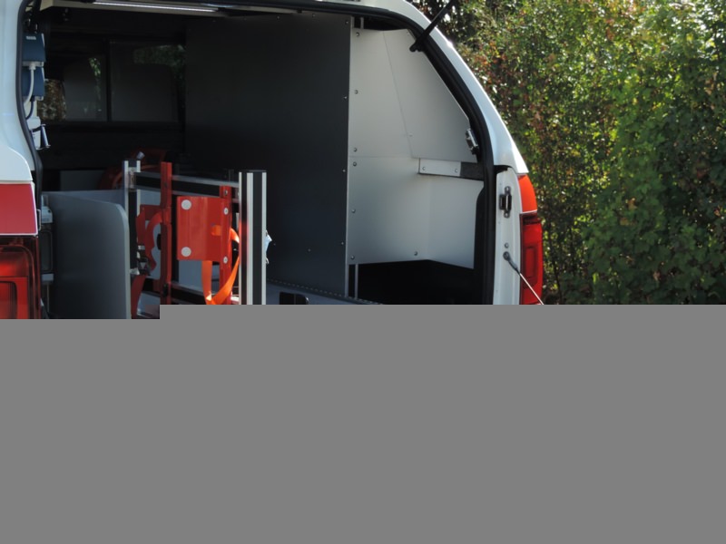 HENSEL Fahrzeugbau - MTW - FTE automotive, Ebern, Kunde: Autohaus Sand