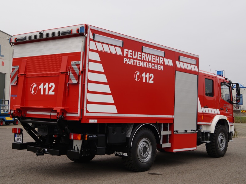 HENSEL Fahrzeugbau Auslieferungsfoto