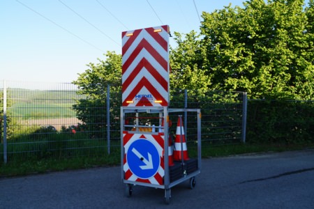 Rollwagen Verkehrsabsicherung - Karlstadt von HENSEL Fahrzeugbau