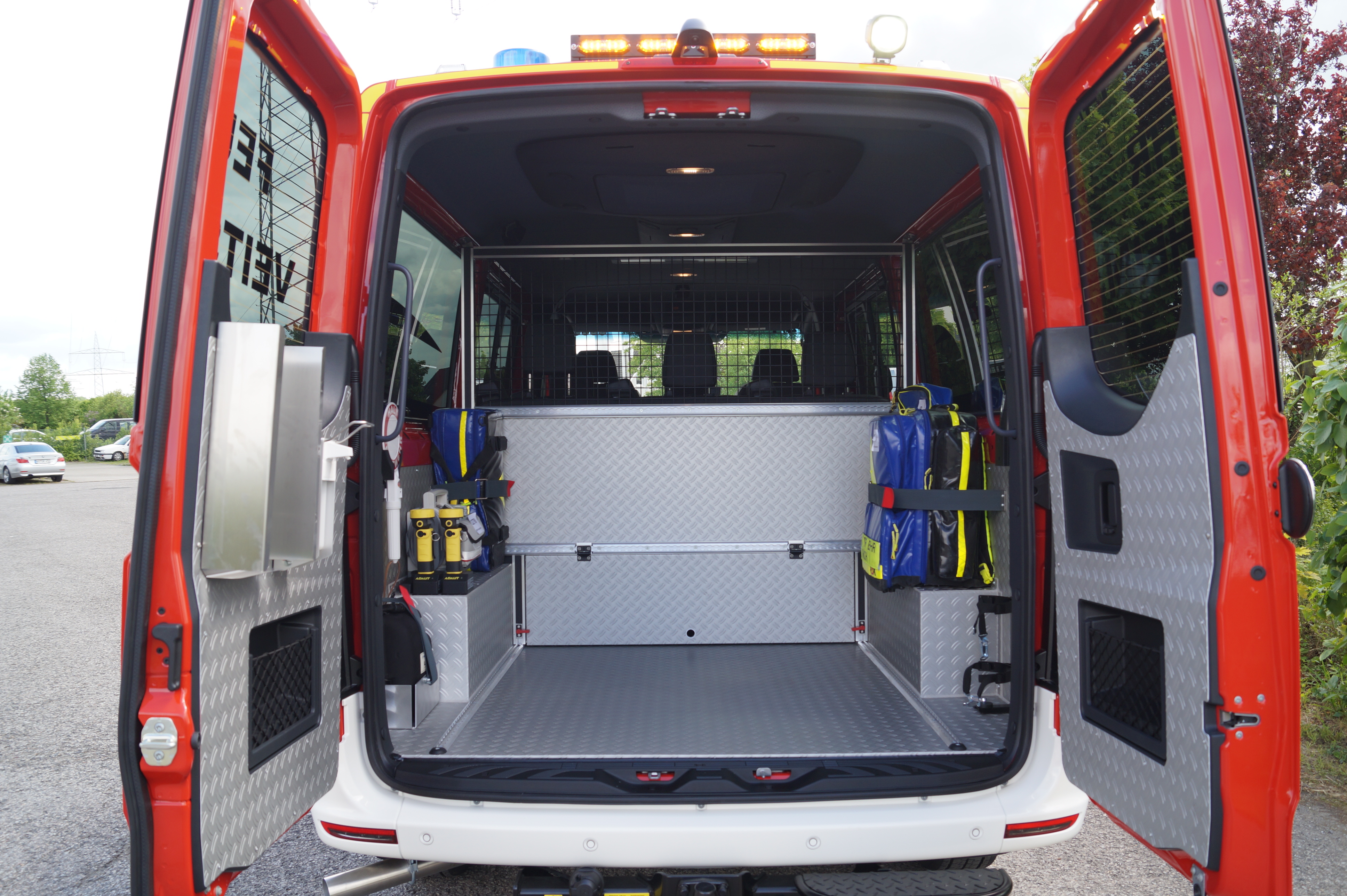 HENSEL Fahrzeugbau - MTW - Veitshöchheim, Kunde: Gemeinde Veitshöchheim