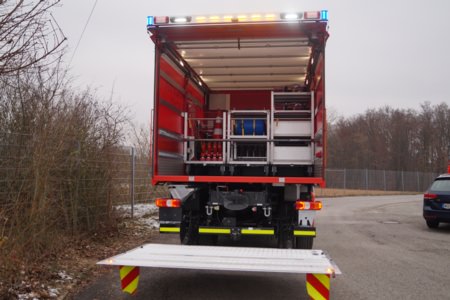 HENSEL Fahrzeugbau - Vers.-LKW Feucht, Kunde: Markt  Feucht