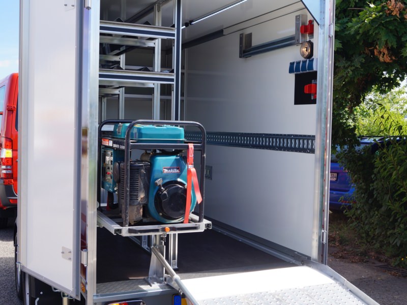 HENSEL Fahrzeugbau - Umbau Anhänger - Reisdorf, Luxemburg, Kunde: Reisdorf