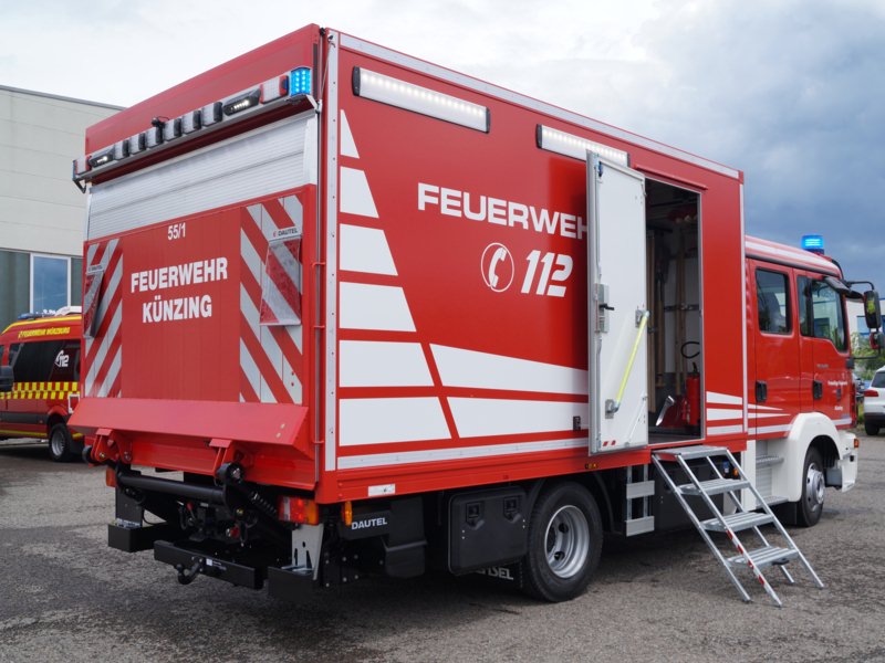 HENSEL Fahrzeugbau Auslieferungsfoto