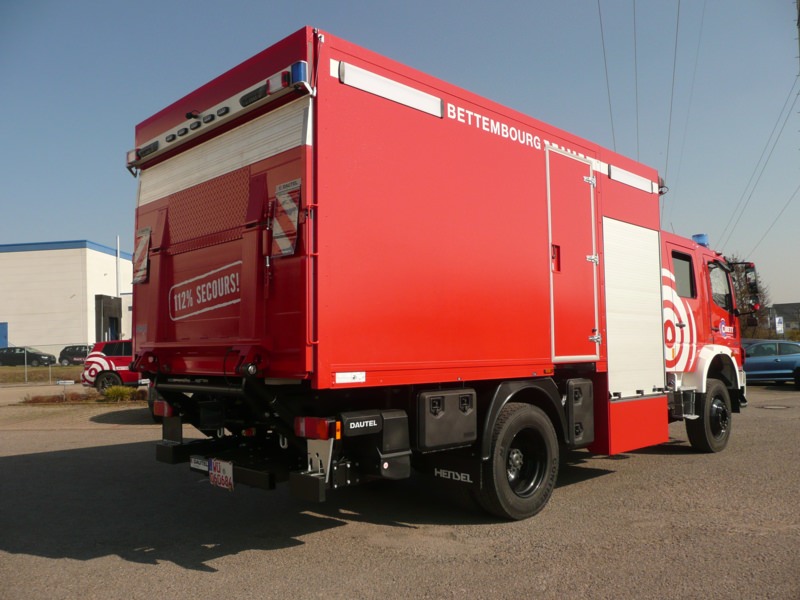 HENSEL Fahrzeugbau Auslieferungsfoto