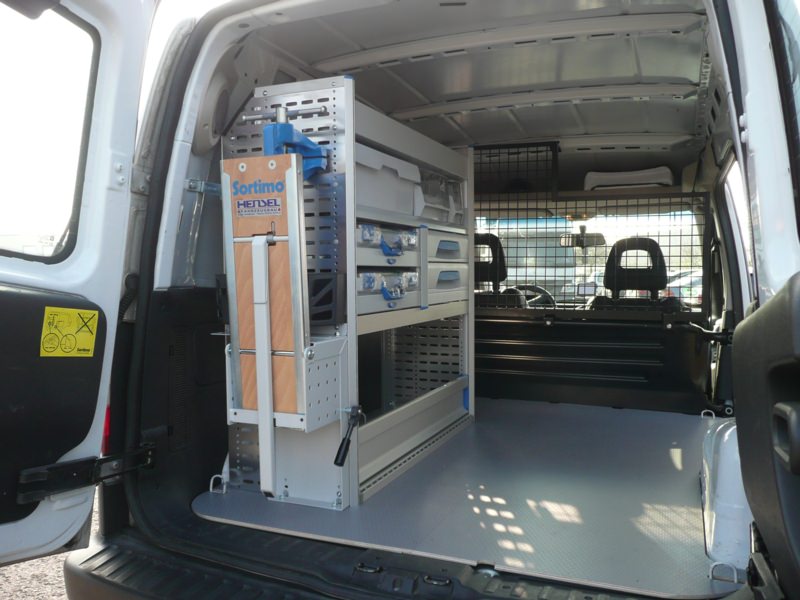 HENSEL Fahrzeugbau Auslieferungsfoto