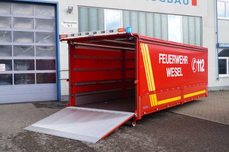 HENSEL Fahrzeugbau - AB-Logistik Wesel, Kunde: Feuerwehr Wesel