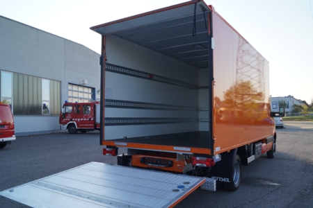 Kofferaufbau - Team Orange, Ort/Kunde: Team Orange, Fahrzeug:VW Crafter 50 Radstand 4325, Typ: Kofferaufbau